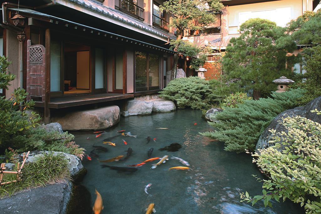 Beautiful Japanese Garden Kagetsu Otel Fuefuki Dış mekan fotoğraf