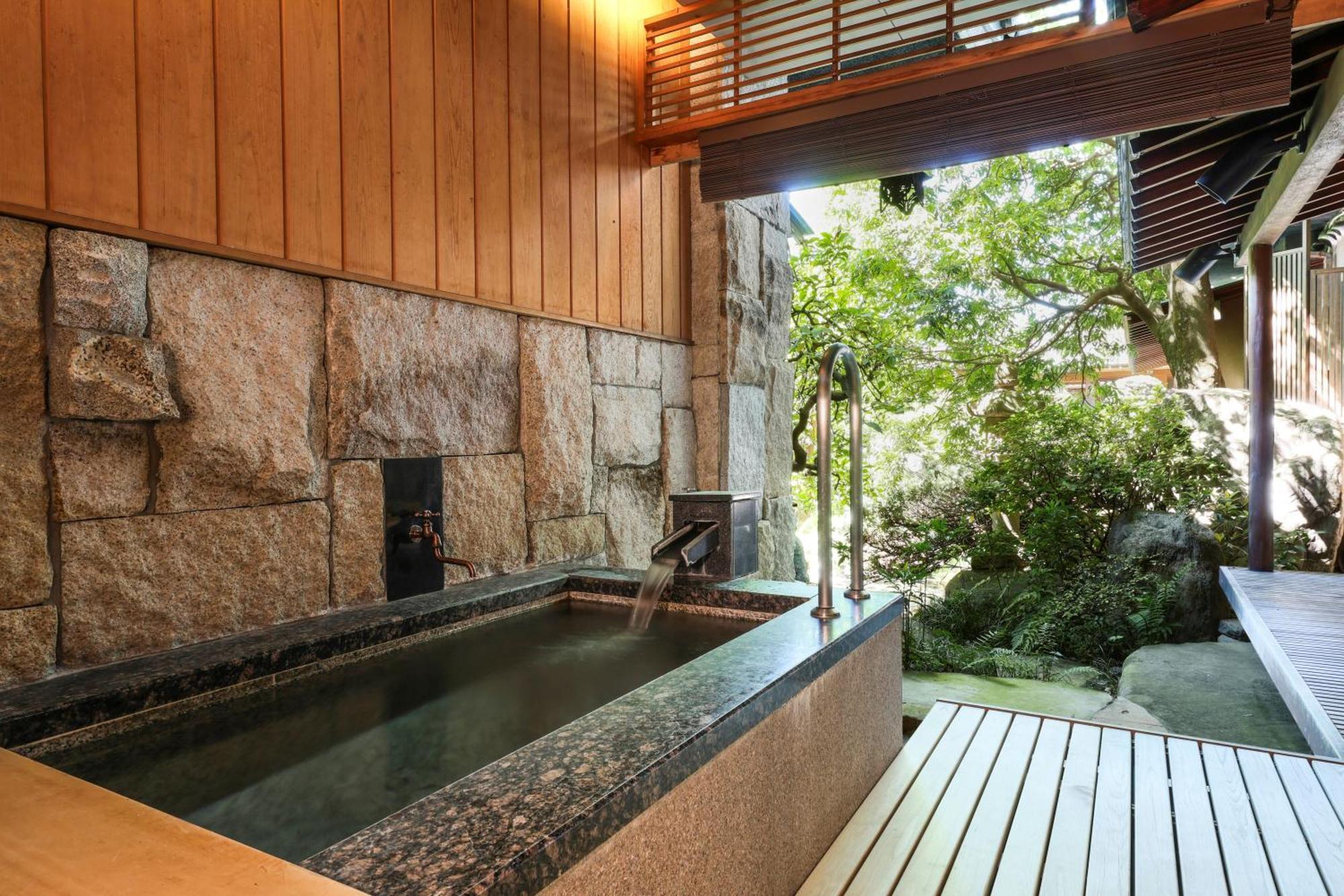 Beautiful Japanese Garden Kagetsu Otel Fuefuki Dış mekan fotoğraf